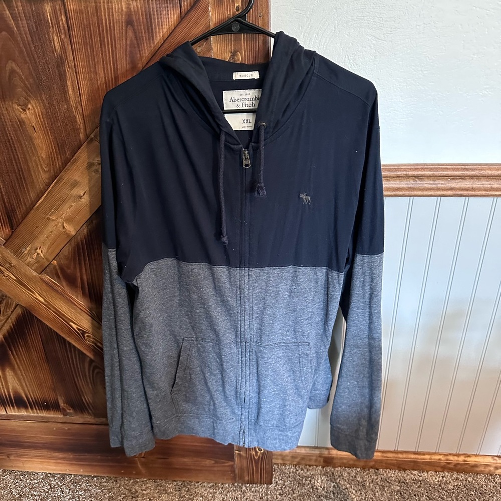 Abercrombie sweatshirt